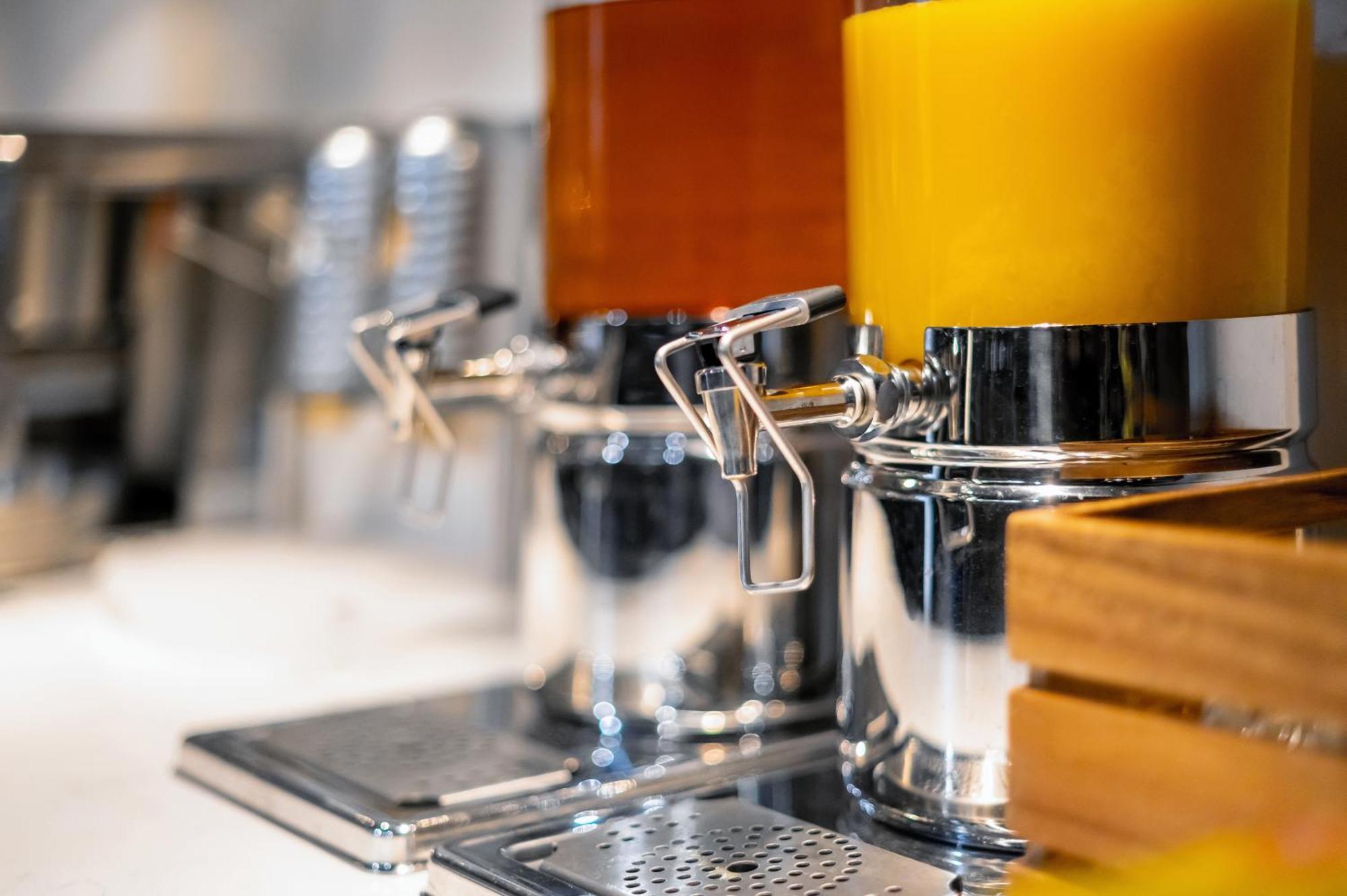 Staycity Aparthotels Liverpool Waterfront エクステリア 写真